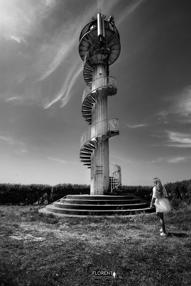 EVJF noir et blanc phare boulogne sur mer lille le touquet paris florent photographe