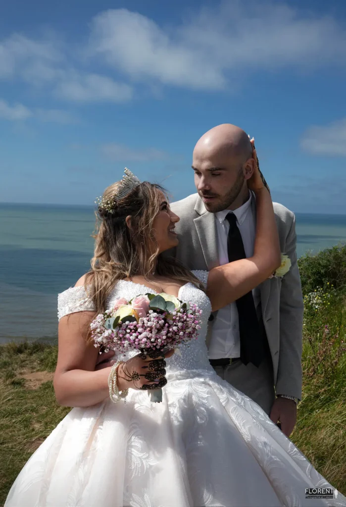 Séance photographie vers le mariage sur la falaise amour studio florent boulogne sur mer lille le touquet saint omer dunkerque hardelot paris