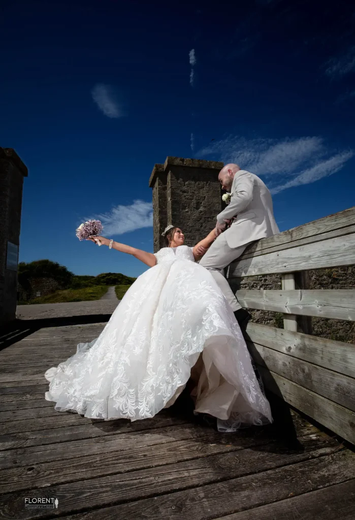 photographie mariage romantique sur un pont studio florent boulogne sur mer lille calais paris saint omer dunkerque arras lens le touquet