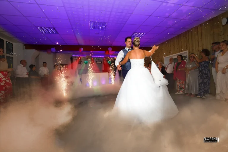 mariage danse des maries tendres dans la fumee florent studio photographe mariage pas de calais nord boulogne sur mer lille paris arras le touquet copiemariage danse des maries tendres dans la fumee florent studio photographe mariage pas de calais nord boulogne sur mer lille paris arras le touquet copie