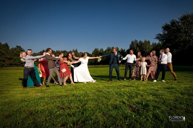 mariage hardelot calais photo humour témoins chaine humaine des maries florent studio fanie photographe boulogne sur mer lille calais saint omer le touquet arras