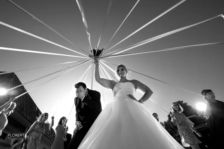 mariage saint omer couche sur le sol ronde des rubans superbe vue du sol florent saint omer studio photographe mariage pas de calais nord boulogne sur mer lille paris arras le touquet desvres