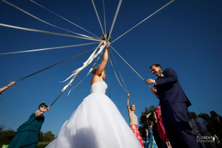 photographe mariage selles couche sur le sol ronde des rubans vue du sol florent saint omer studio photographe mariage pas de calais nord boulogne sur mer lille paris arras le touquet desvres