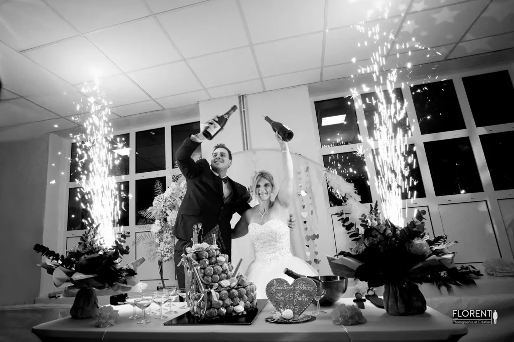 photographe mariage selles la fete le champagne avec etincelles les maries heureux florent saint omer studio photographe mariage pas de calais nord boulogne sur mer lille paris arras le touquet